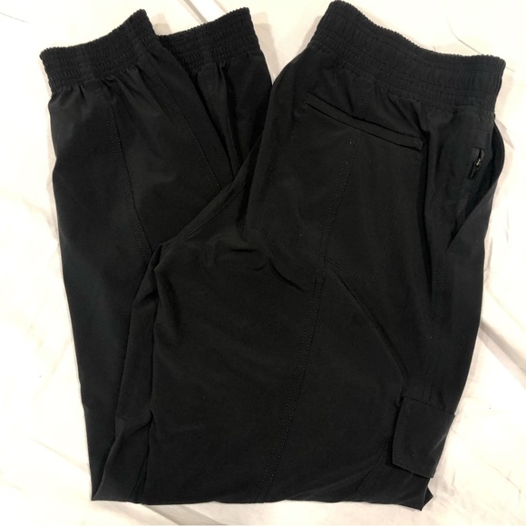 Athleta Chelsea utility jogger, black, EUC - Picture 8 of 10